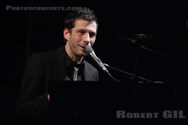 ALEX BEAUPAIN - 2009-02-09 - PARIS - Cafe de la Danse - 